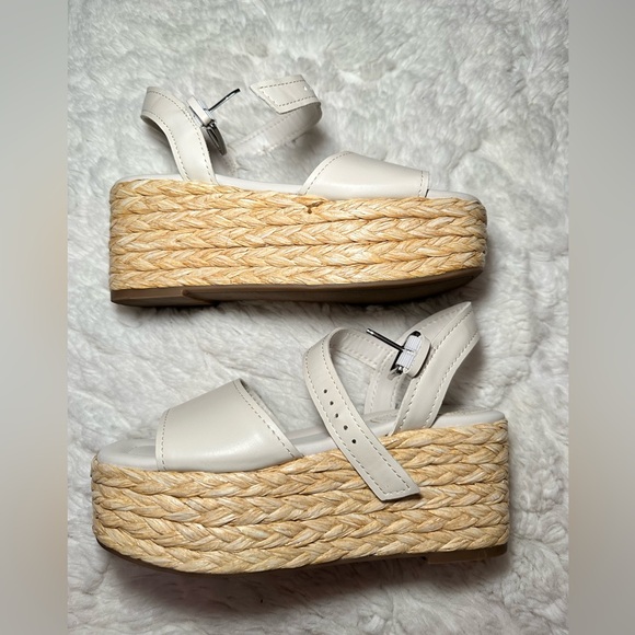 Marc Fisher Jellard Platform; size 6 - Picture 2 of 5